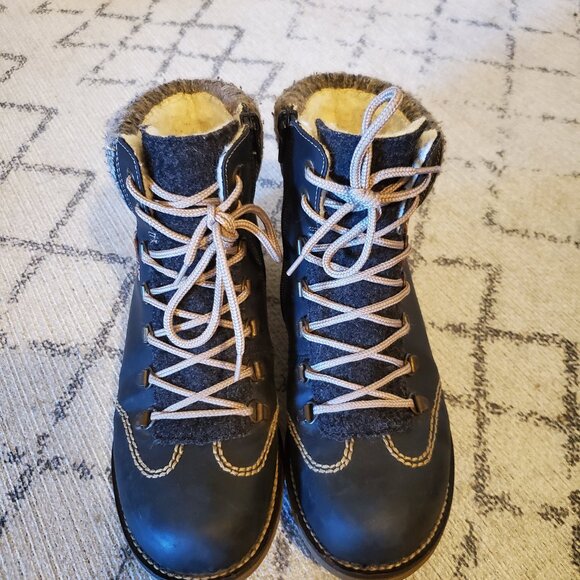 SOLD - Picture 3 of 6